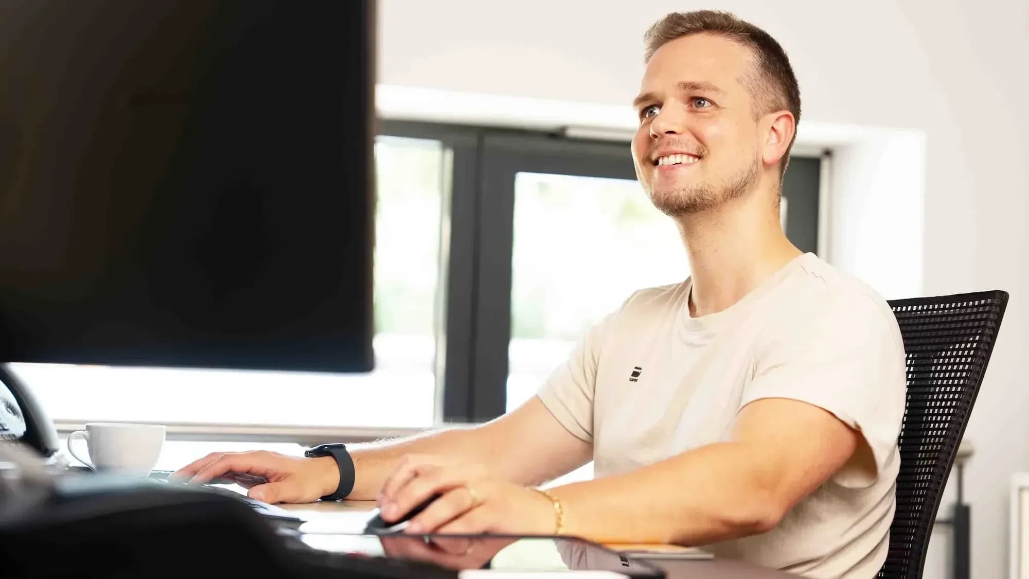 STEUERLICHT — Website